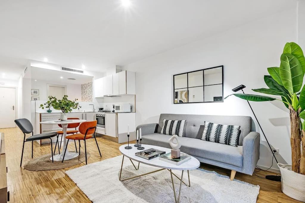 New Heima Gran Via 2A Apartment Madrid Bagian luar foto