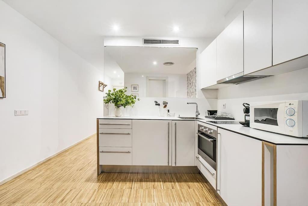 New Heima Gran Via 2A Apartment Madrid Bagian luar foto